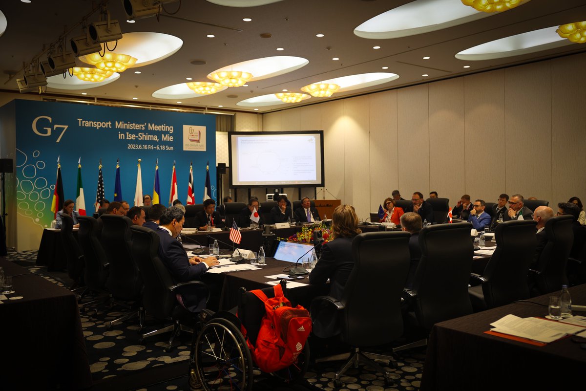 Today at the <a href="/G7/">G7</a> 🇯🇵

🇺🇦 Supporting Ukraine in their fight against Putin

👩‍🦼Making transport networks more accessible

📈 Growing the economy

🤝 🇫🇷🇺🇸🇬🇧🇩🇪🇯🇵🇮🇹🇨🇦🇪🇺