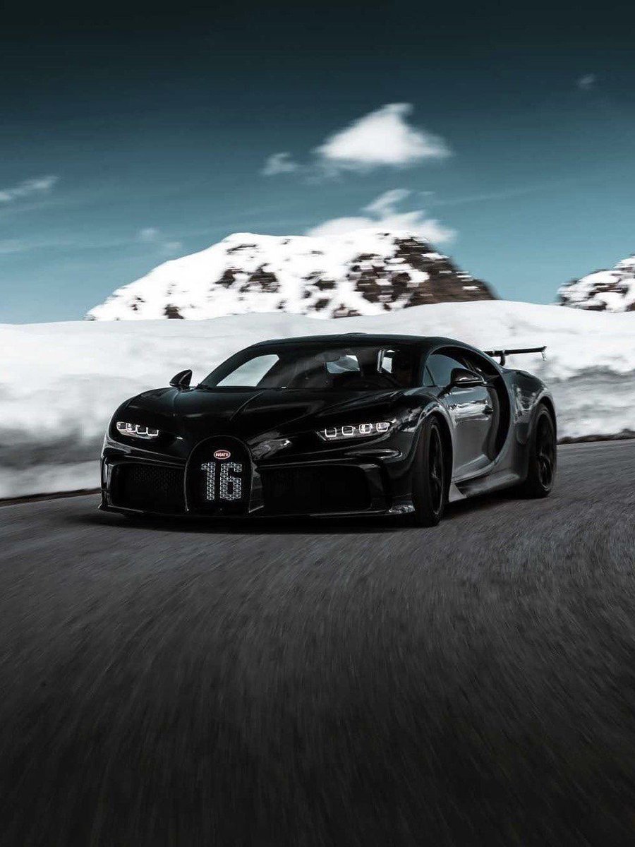 #Bugatti Chiron 🏔️