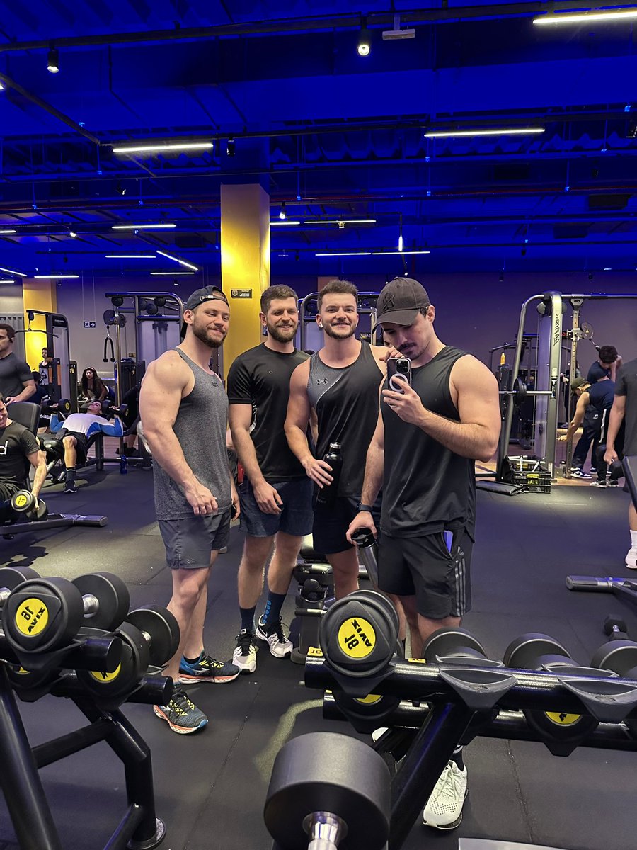 Rafael Alencar on Twitter: "Se tem foto tem vídeo 😮‍💨🥵"