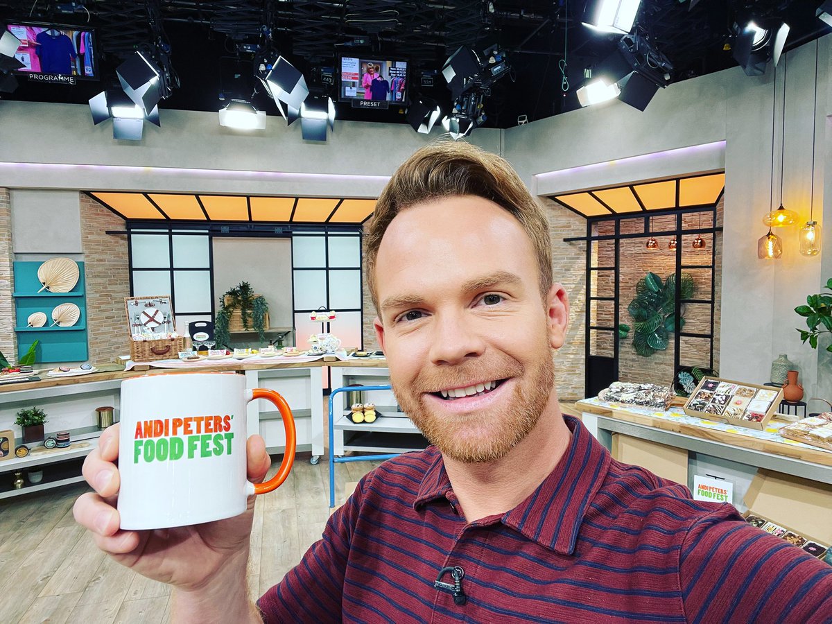 WillGowing's tweet photo. See you on @qvcuk at 5pm for two hours of @andipeters’ Food Fest, come and join us 👨‍🍳🍽️ https://t.co/Eik6kJvKQN