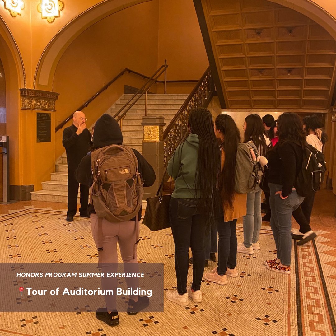 Goodmorning RU Community! Check out what our Honors Program Summer Experience students are up to! 🙌🏽📚☀️ #LearningNeverStops @auditoriumtheat <a href="/rooseveltu/">Roosevelt University</a> <a href="/RUCareer/">Office of Career Services, Roosevelt University</a>