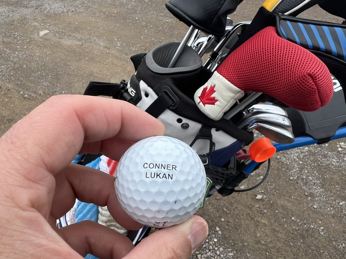 RandolphMacLEAN's tweet photo. I reached into my golf bag and pulled out this ball, the Gods work in mysterious ways. #manitoba #humboldtstrong #livingintwoworlds #whoseyourdata #peanutbutter https://t.co/PLvSFHAqHy