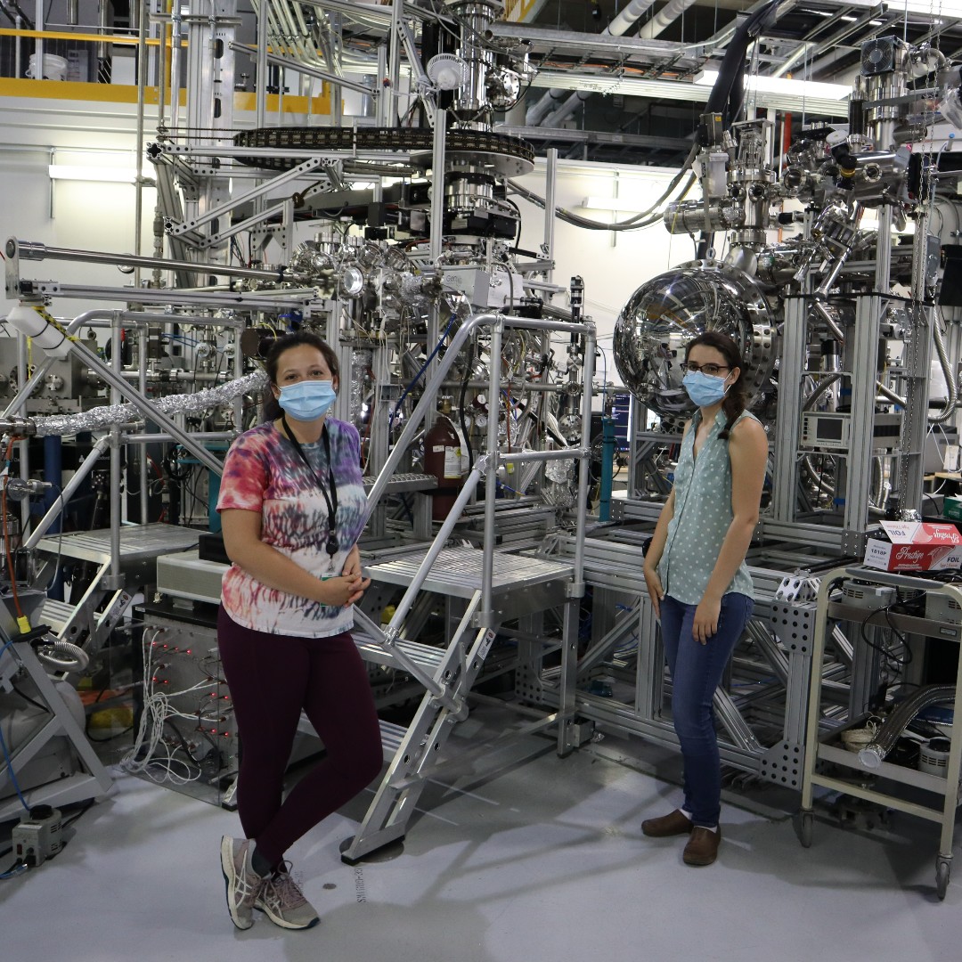 CanLightSource's tweet photo. .@Yale and @ucdavis researchers Kirsty Scott and Morgan Walker used our Quantum Materials Spectroscopy Centre to study… iron-based superconducting quantum materials! Learn more: https://t.co/8JHT8DwnXE
#OnTheBeamlines #QMSC https://t.co/CWn3fkv2tq
