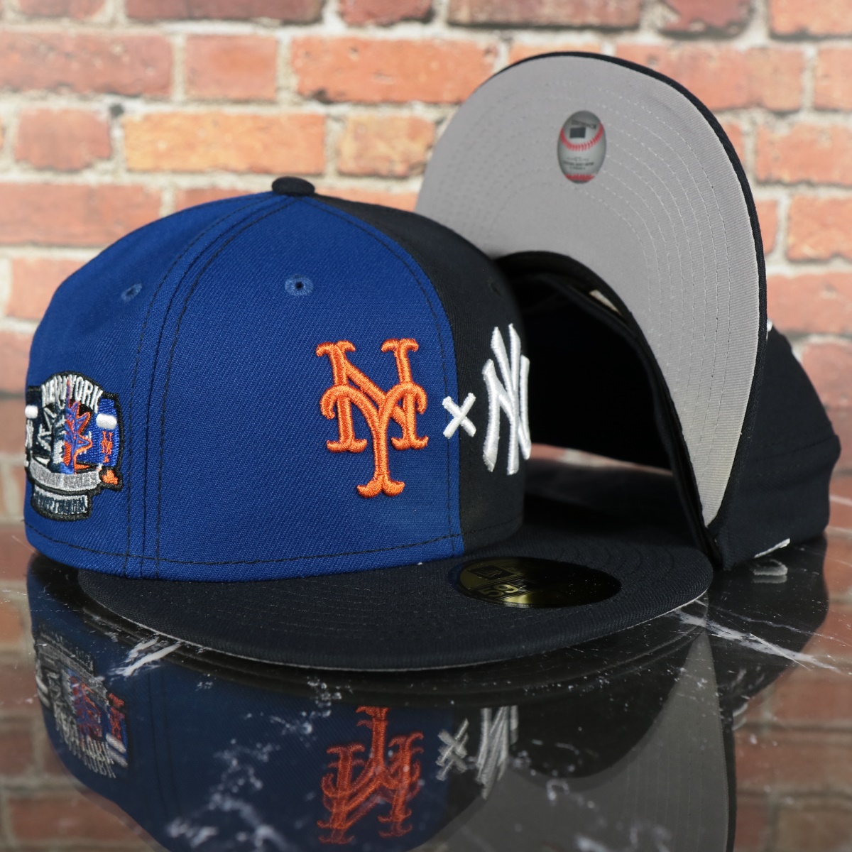 capswagusa's tweet photo. New York Yankees x Mets Split Crown Grey Bottom 59fifty Side Patch Fitted | Navy/Royal Blue
#capswag #newera #5950 #59fifty #fittedcap #fittedhat #yankees #newyorkyankees #yankees #newyork #yankeescap #yankeeshat #bronxbombers #newyorkmets #mets #metsbaseball https://t.co/PSxAK6aUMV