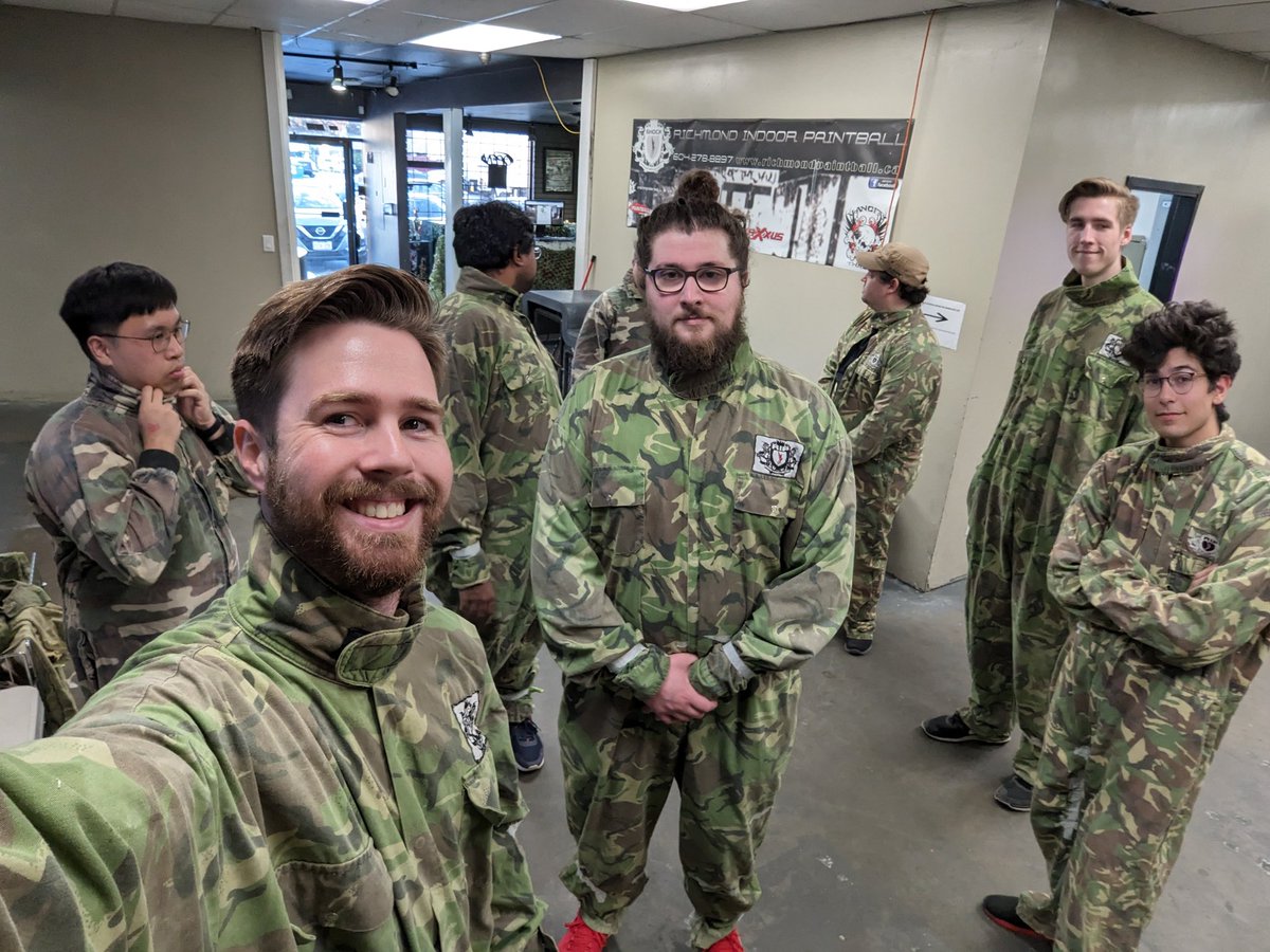Jake Daynes 🇨🇦 🏴󠁧󠁢󠁳󠁣󠁴󠁿 🇪🇺 on Twitter "LMG Paintball sesh was a blast!"