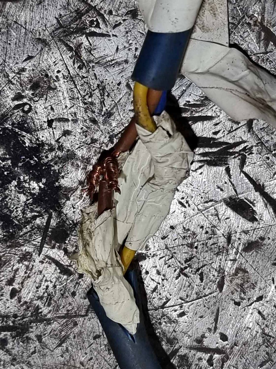 MJPATTesting's tweet image. PAT testing why do it?  Consider the following pictures,  taken over the last few months, they show the importance of the first part of a PAT testers role, the formal visual inspection of equipment, the opening of plugs and inspection of cables. #portableappliancetesting