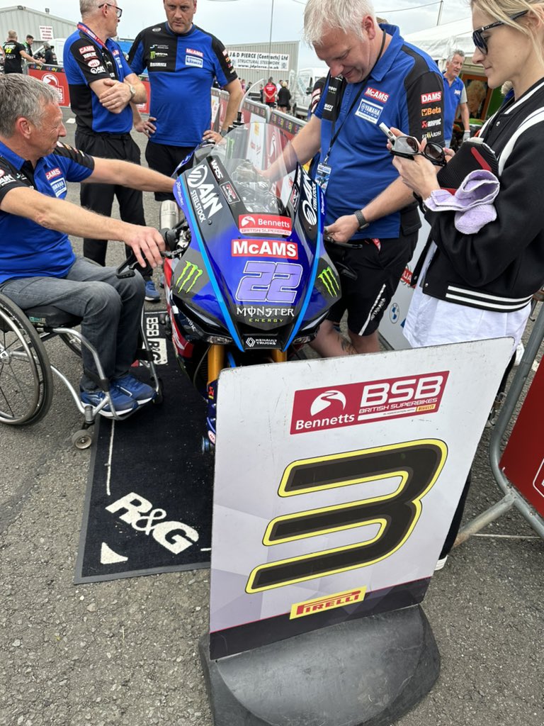 Third for <a href="/ohalloran22/">Jason O’halloran 2⃣2⃣</a> in the Bike Social Sprint, he also set the fastest lap securing pole for tomorrow 👏 

#YamahaRacing #RevsYourHeart #WeR1 

#KnockhillBSB
