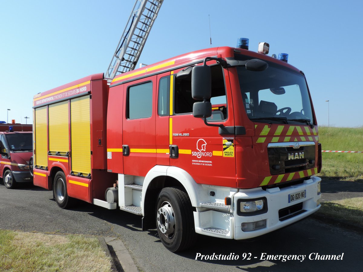 Productionstud4's tweet image. [📷🖊️ Nouvel article sur mon blog]
Les prises de vues des véhicules des Pompiers du Nord 
🚒 présent lors des portes ouvertes des centres de Vieux-Condé et de Lesquin, les 10 et 11 juin 2023, via cet article sur mon blog: productionstudio92.blogspot.com/2023/06/sdis-5…