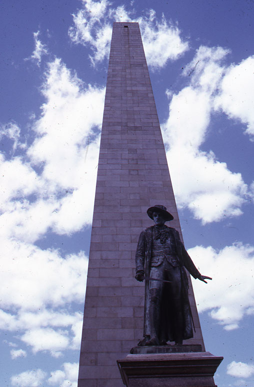 TheBostonIrish's tweet image. The #NewEngland militiamen killed at #BunkerHill on June 17, 1775 were a melting pot of English, Scots, Irish, Indigenous + Blacks. 176 of the men fighting that day were Irish-born, + hundreds more were sons of #Irish indentured servants. #bostonirish 
irishboston.blogspot.com/2020/06/the-ne…