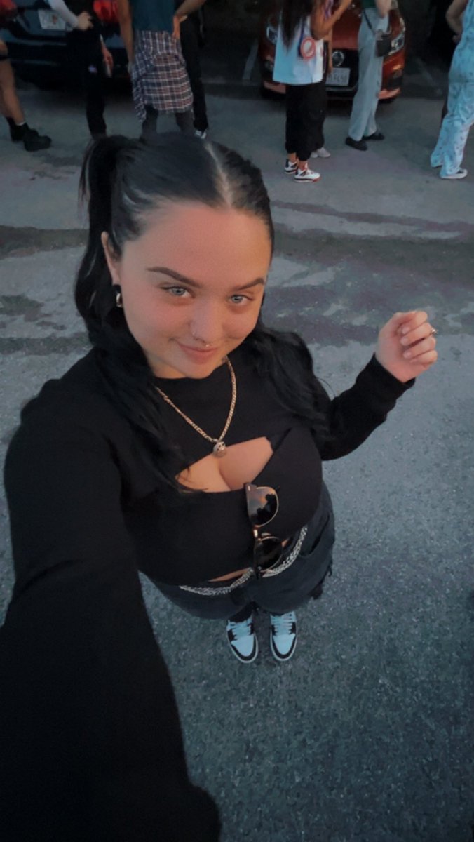 itssskell's tweet photo. it’s baby Miko brrrr 🫶🏳️‍🌈💗 #trapkittyworldtour23 https://t.co/SqagNrYOuL