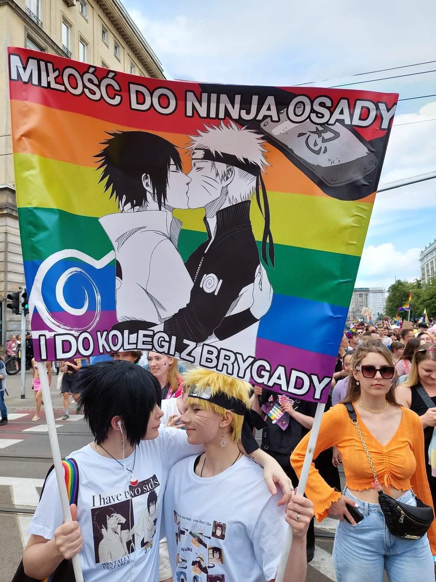 Polish pride parade is so based, because we have SasuNaru shippers on them <3