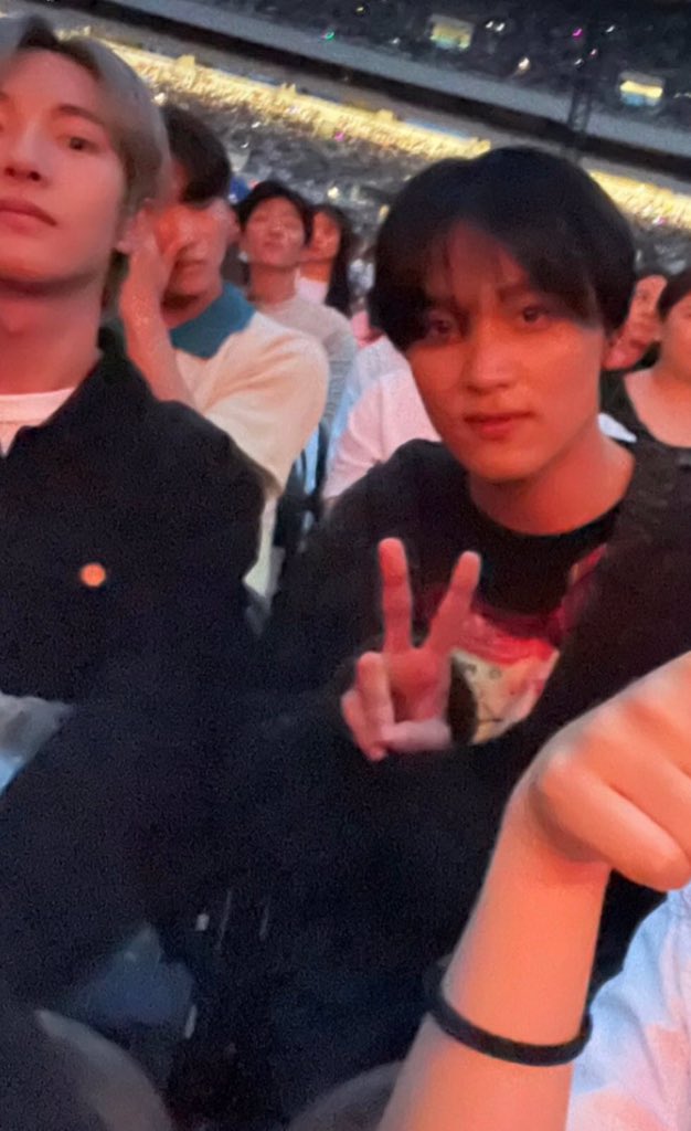 starnghyeon's tweet photo. he really into it ㅠㅠ https://t.co/kdtY7zD5Cq