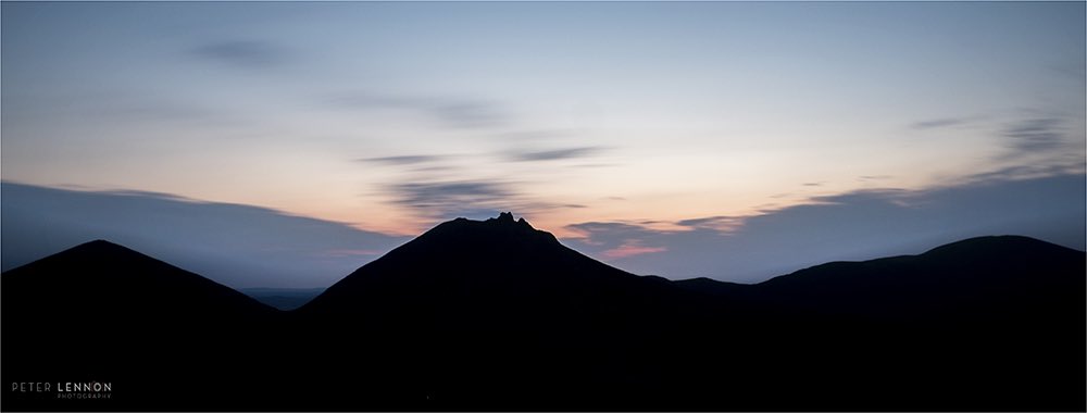 #belfasthour @Slievedonard @EnjoyTheMournes @artonatin @katy_scarletta @LoveBallymena @barrabest hard to beat a Mournes sunrise in June!!