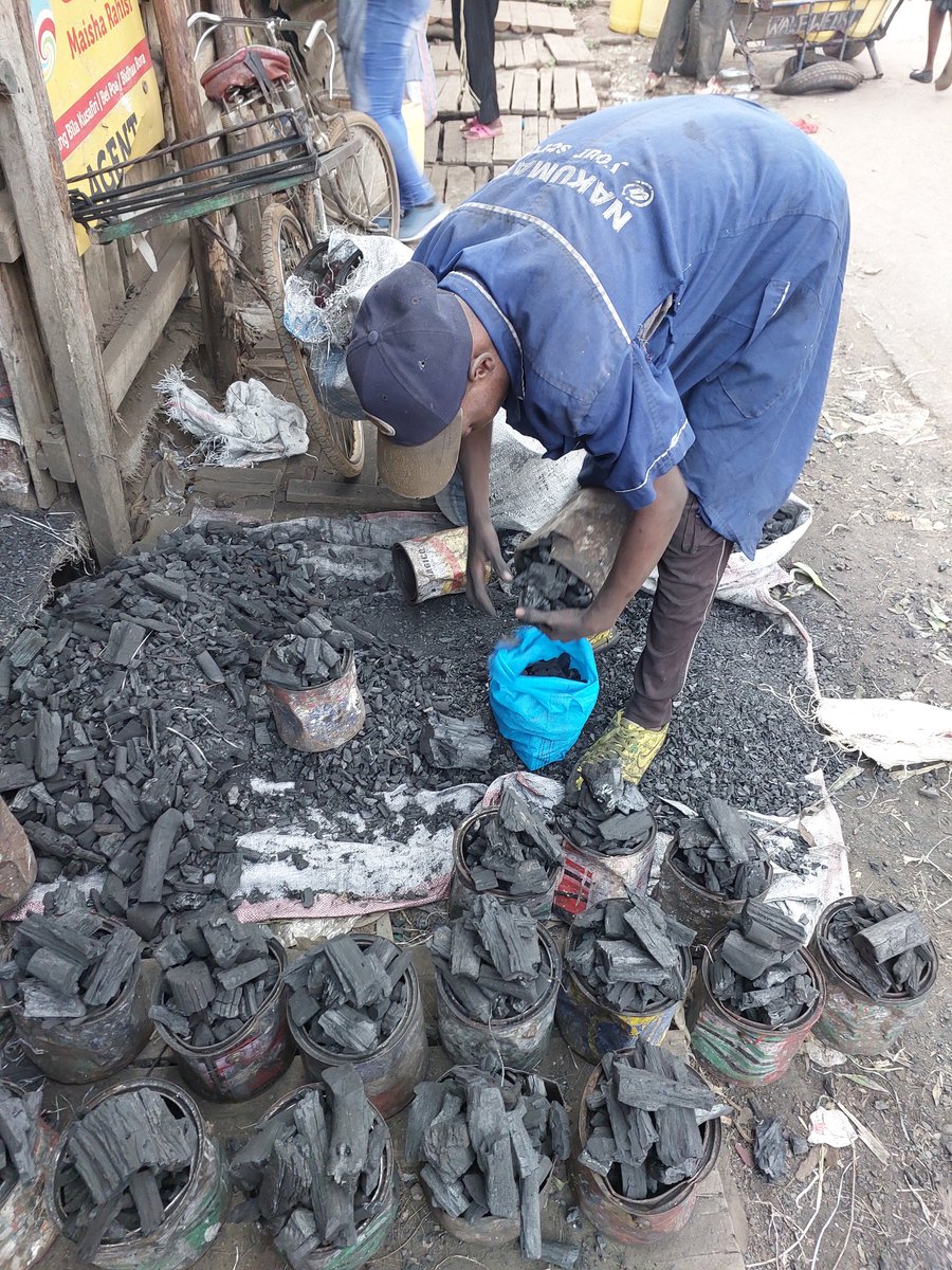 Saturday afternoon's are for home shopping, at least for me. And personally I always pay using mobile money 101% of the time, either to till numbers or the vendor's personal mobile numbers. The question I asked Wa Dennis in Kahawa West today was, how many customers are like me?