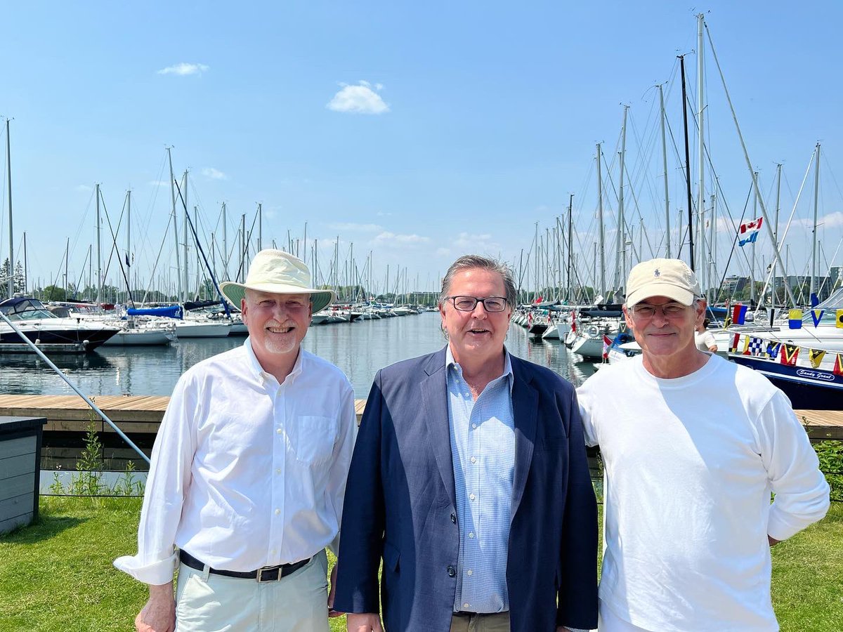 j_maloney's tweet photo. A fantastic morning at the 45th annual @MimicoClub SailPast! ⛵️Here's to a safe and blissful season. 🌊🌞
#SailPast #MimicoCruisingClub #SailingLife https://t.co/1DBK9xHhbx