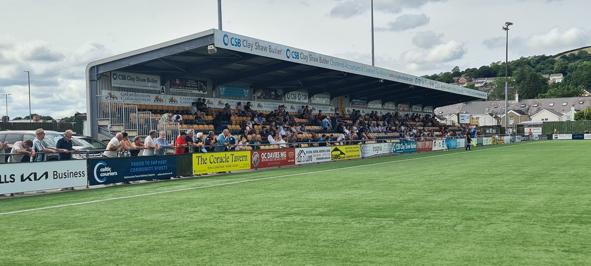 Brilliant attendance for @CarmarthenAFC vs @HaverfordwestFC  today. 

#oldgold 
#Carmarthen 
#CarmarthenTown
#JDCymru 
#welshfootball
#Haverfordwest