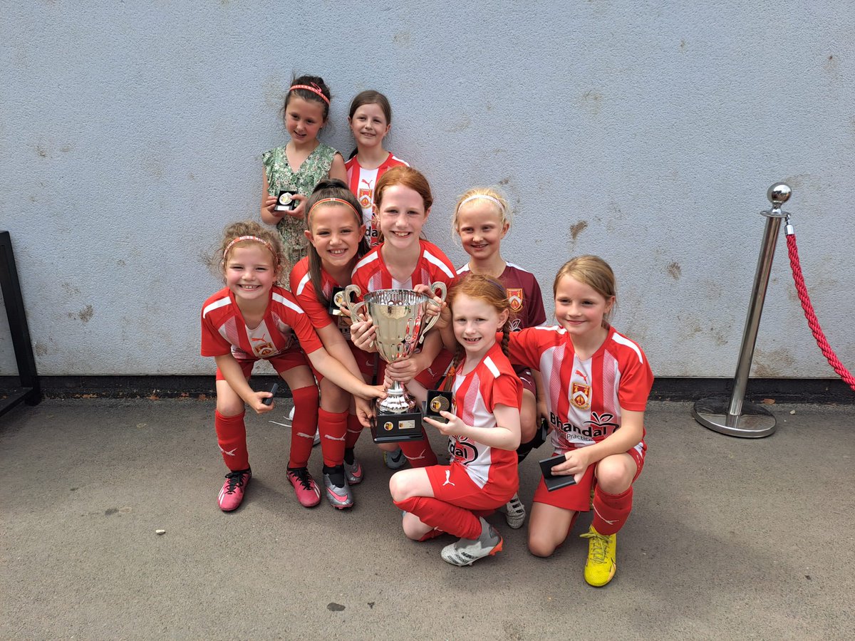 Alvechurch football tournament WINNERS 🎉🏆⚽🥇

Beyond proud of this team and coaches. 

To be able to win a tournament after just 1 season together feels amazing! 

#Alvechurch #sdyfl #GK #GKunion #stourbridgefc #glassgirls #winners #HerGameToo