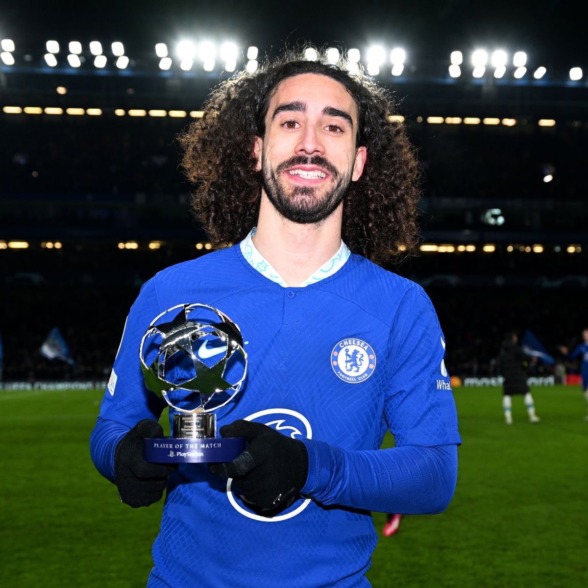 ChelsTransfer's tweet photo. Chelsea are prepared to let Marc Cucurella leave this summer and are willing accept a reduced fee of around £30million. Newcastle are interested. (Mirror) https://t.co/xm5GtK2G9J