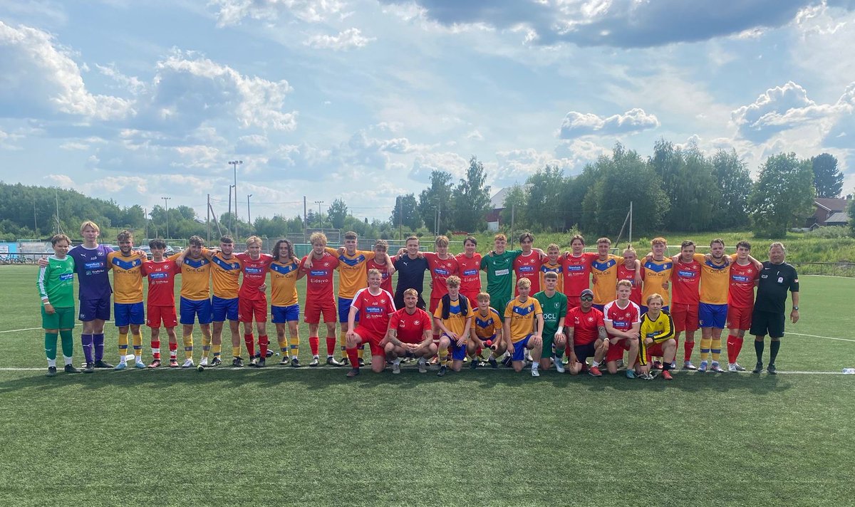 Day 2 of the tour and first game done. A convincing 6-1 opening fixture against Stange SK in 28 degree heat.

The boys have been exceptional - receiving praise left, right and centre
