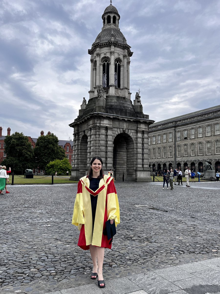 I had a wonderful day yesterday celebrating my PhD graduation. Huge thank you to @IImmunology_TCD for your guidance over the years and @tcddublin for making it a day to remember!