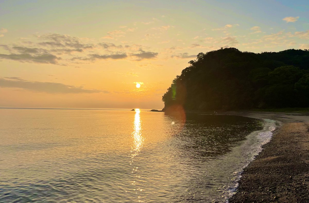 香川県にある【田の浦野営場】っていう無料のキャンプ場⛺️

これで無料って最高じゃない？🥺❤️

日本旅行中、天気にも恵まれて本当に良かった🥹🫶 https://t.co/WwuEdD5kZD