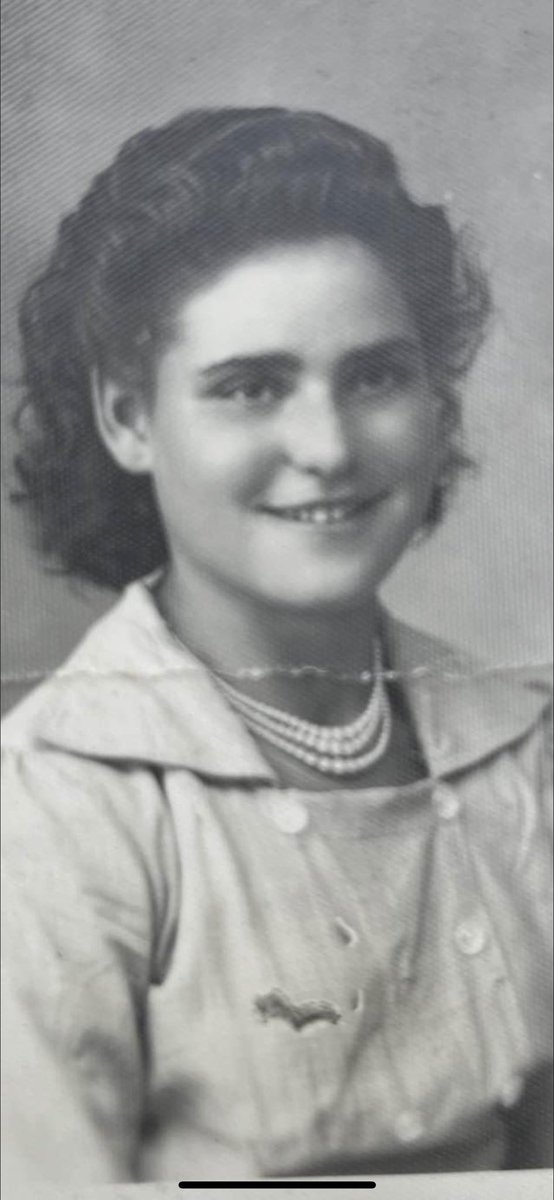 DonDecotiis's tweet photo. My mamma passed away yesterday. 🙏🙏 https://t.co/ZgElyhRFB7