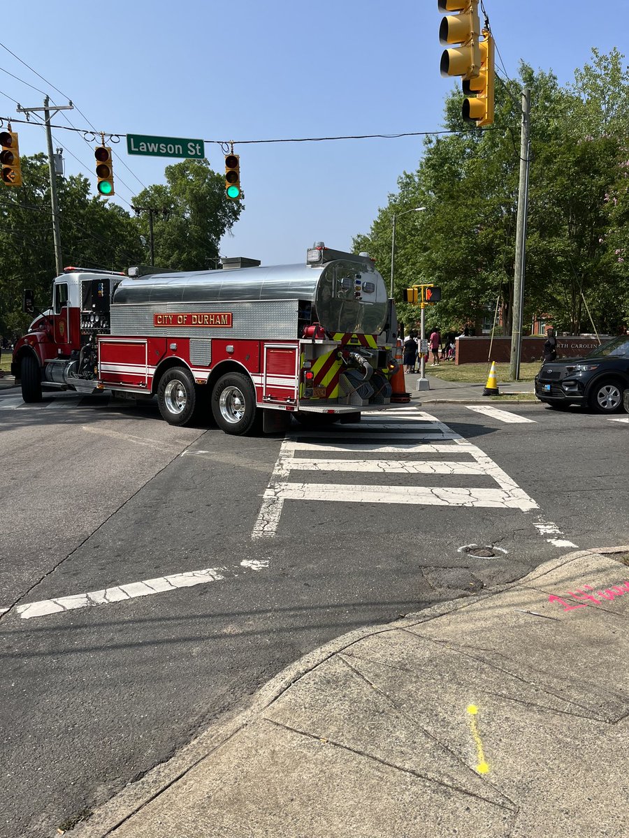 Celebrating Juneteenth in the Bull City! Our own DeJuan Hoggard served as grand marshal for the Bull City Juneteenth Parade on Durham’s Fayetteville Street.

#abc11 #Juneteenth2023 #durhamnc