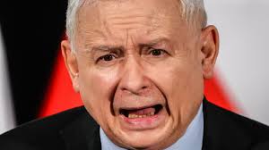 speedy5_3's tweet photo. Samotny, zakompleksiony, sfrustrowany, mściwy i odklejony od rzeczywistości starzec, leczący swoje kompleksy na własnym narodzie.
#WyPIS https://t.co/pT4hdQH8BC