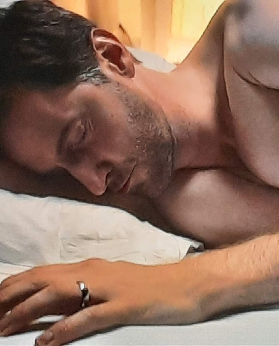 Just because. #RichardArmitage💜