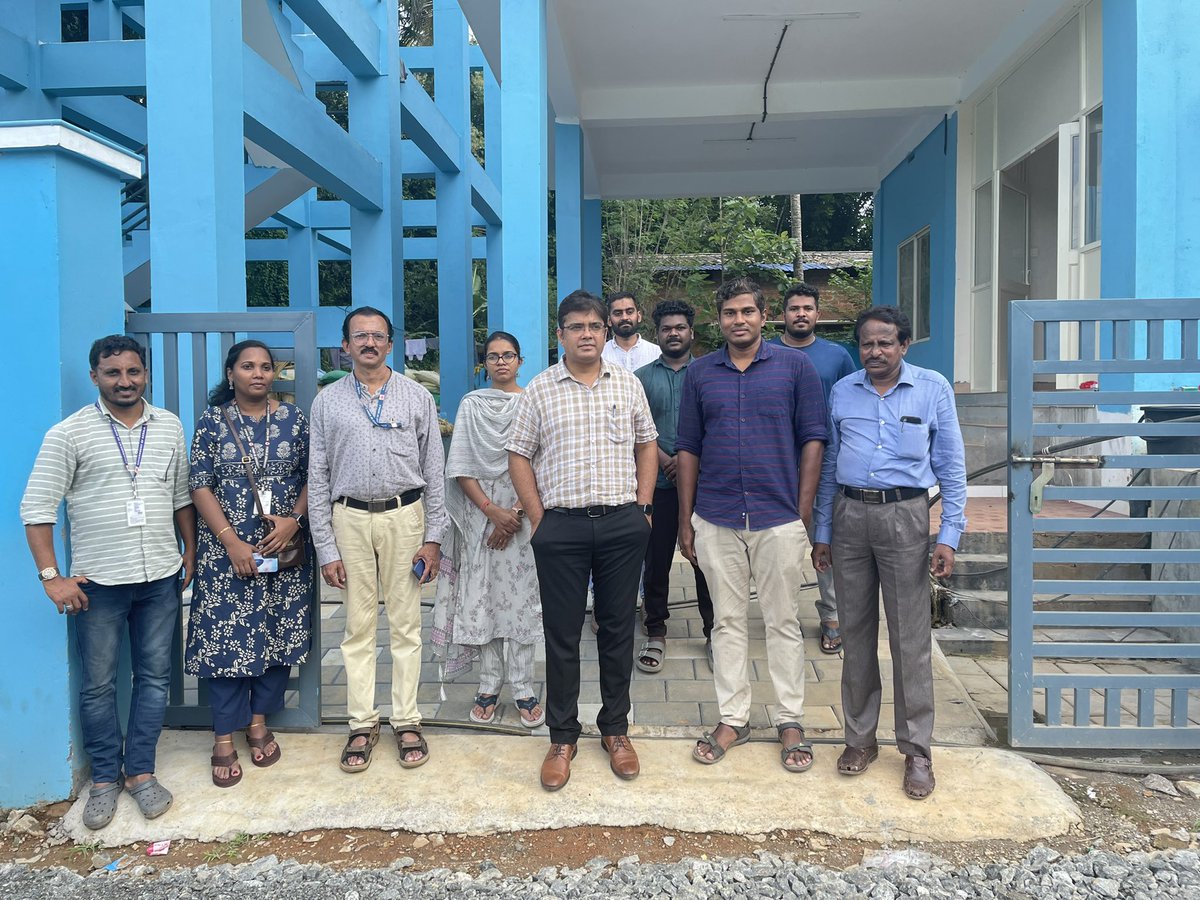 Deepsri11's tweet photo. Thrissur, Kerala visit for #JSACTR inspection of #WaterConservation , Amrit Sarovars, Rain water harvesting projects etc #JanShakti4JalShakti 
@nwmgoi @archanavarmaIAS @JalShaktiMin @MoRD_GoI https://t.co/HTrp0iLic7
