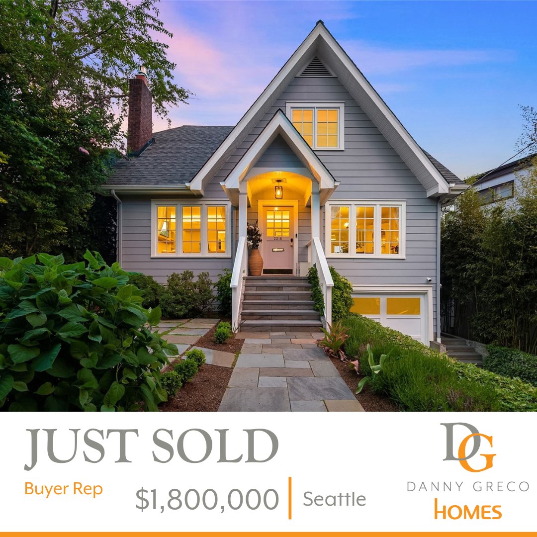 SOLD ⭐Congrats to my buyers who are purchasing this beautiful home exactly right next door to other past buyer clients of mine. Congrats! 👏🏻
⠀⠀⠀⠀⠀⠀
#Homes #RealEstate #Realtor #seattle #seattlerealestate #homebuyers #homeownership