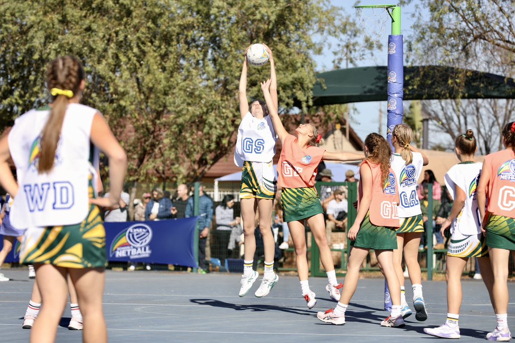 DStvNetball's tweet photo. Weโve wrapped up the first day at Laerskool Concordia in Boksburg. It was an eventful day and all the teams played well, weโre looking forward to the playoffs tomorrow morning! โน๐ฝโโ๏ธ๐ฅ
#DStvNetballChallenge https://t.co/Dcx1jN3cw1