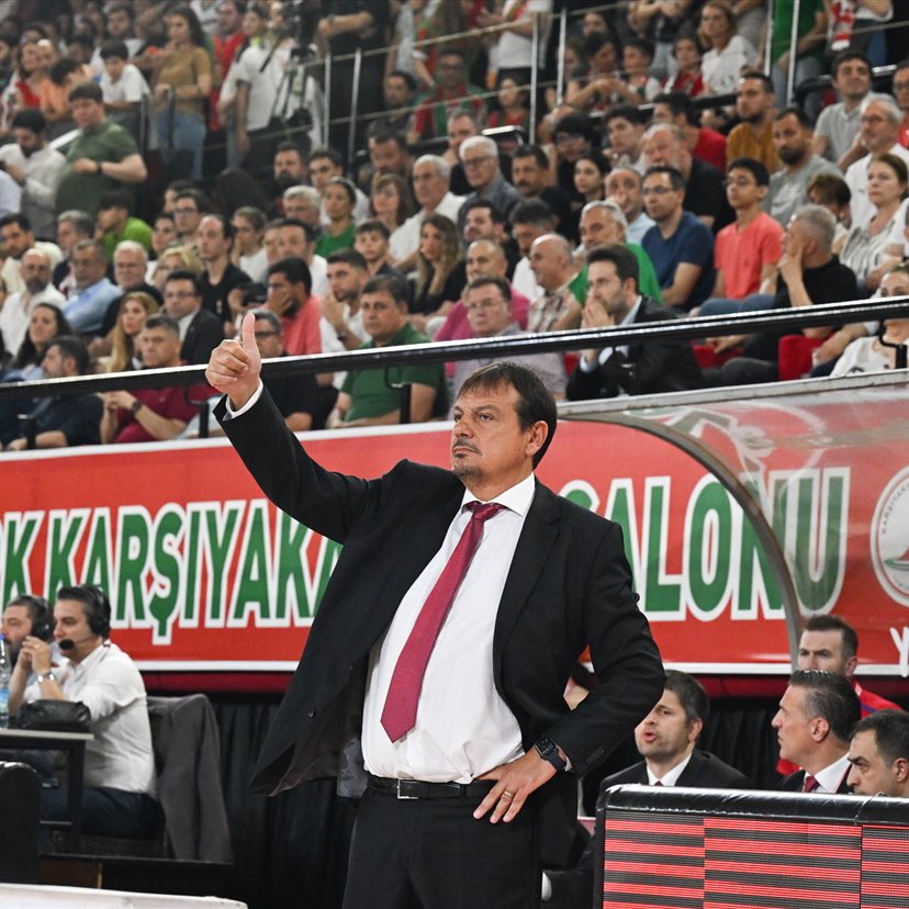 🇹🇷 Ergin Ataman’ın üçüncü Anadolu Efes dönemi:

🏆 2x EuroLeague
🌟 3x Final Four
🏆 3x Basketbol Süper Ligi
🏆 3x Cumhurbaşkanlığı Kupası
🏆 2x Türkiye Kupası

Geldi, kazandı ve gidiyor…