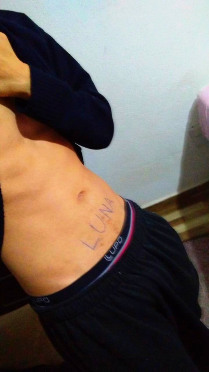 Luninhadomal's tweet photo. Vizinho novinho nao resistiu e me colocou de quatro

https://t.co/NXc6chyv6Y

#banheirao #putaria #trans #tgirl #cdzinha #rabuda https://t.co/0ReTNPEsj4