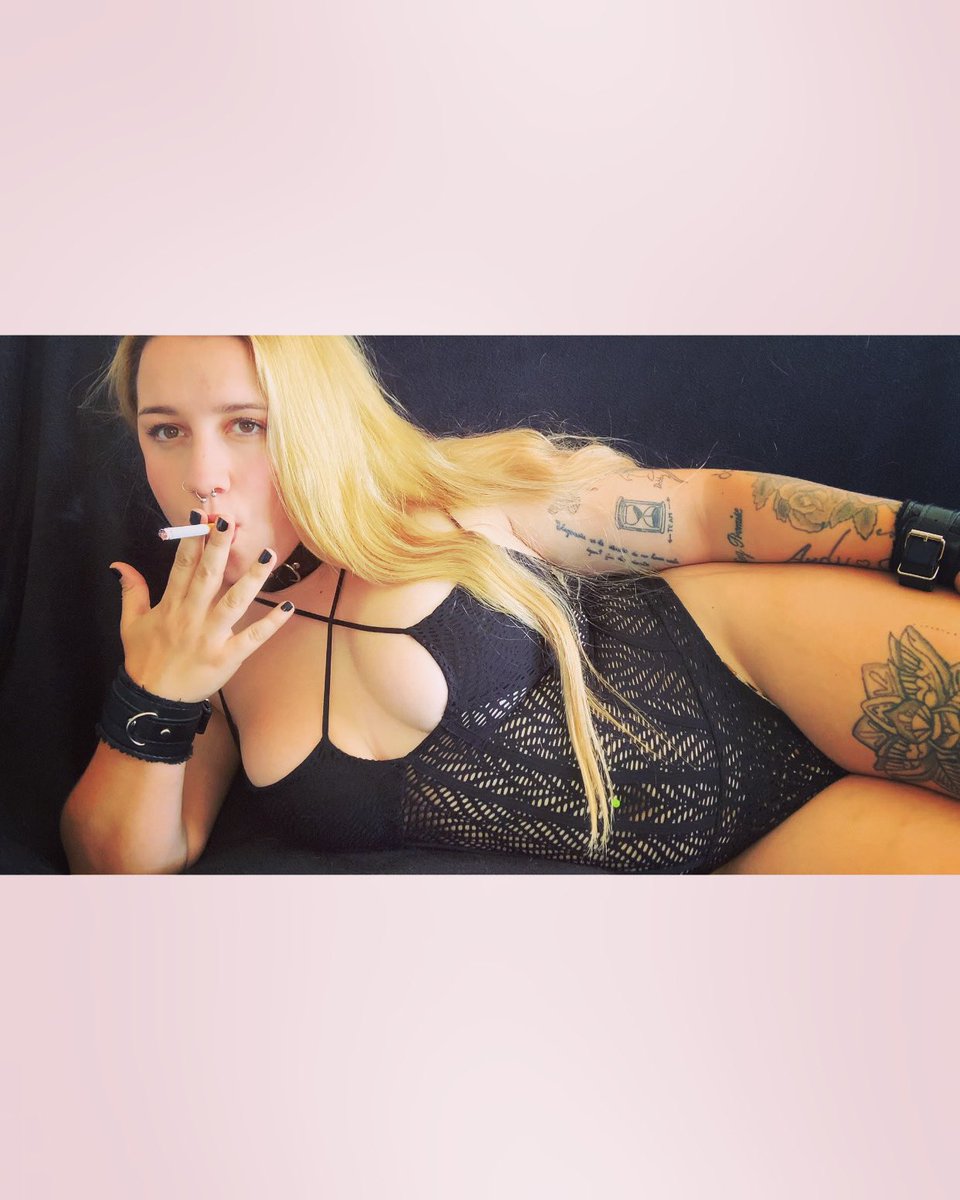 Do you want to enjoy with me? full video on my onlyfans profile

onlyfans.com/naiararg/c1

#smokingwoman #SmokingHot #smokingfetish #smokingcigar #smoking