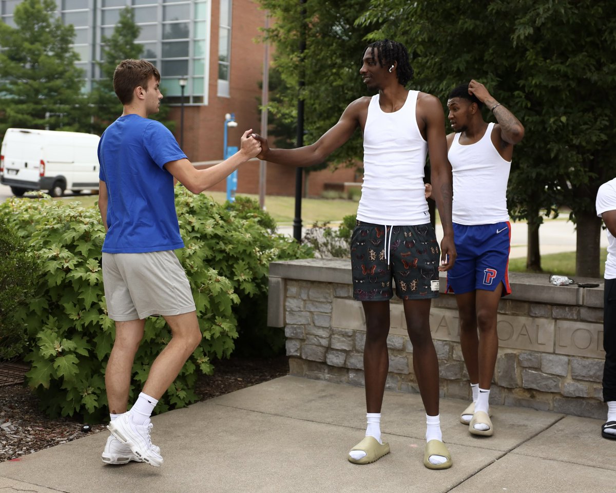 KentuckyMBB's tweet photo. Welcome to Lex, @joey_hart32 🔥 https://t.co/Op3Xz4IyDc