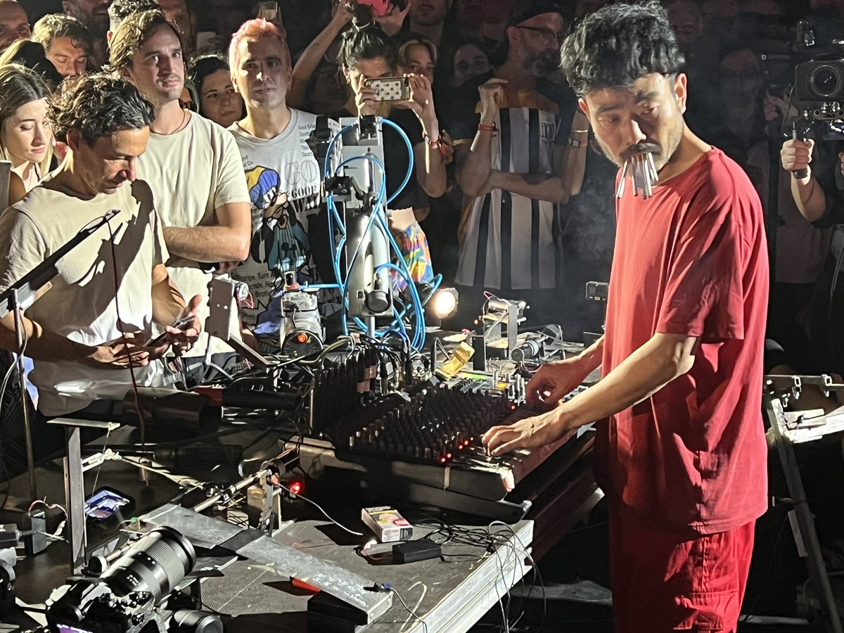 keithdm's tweet image. Lolo and Sosaku starting to feel the stress today…

#sonar30 #sonarplusd #sonar2023 #sonarfestival