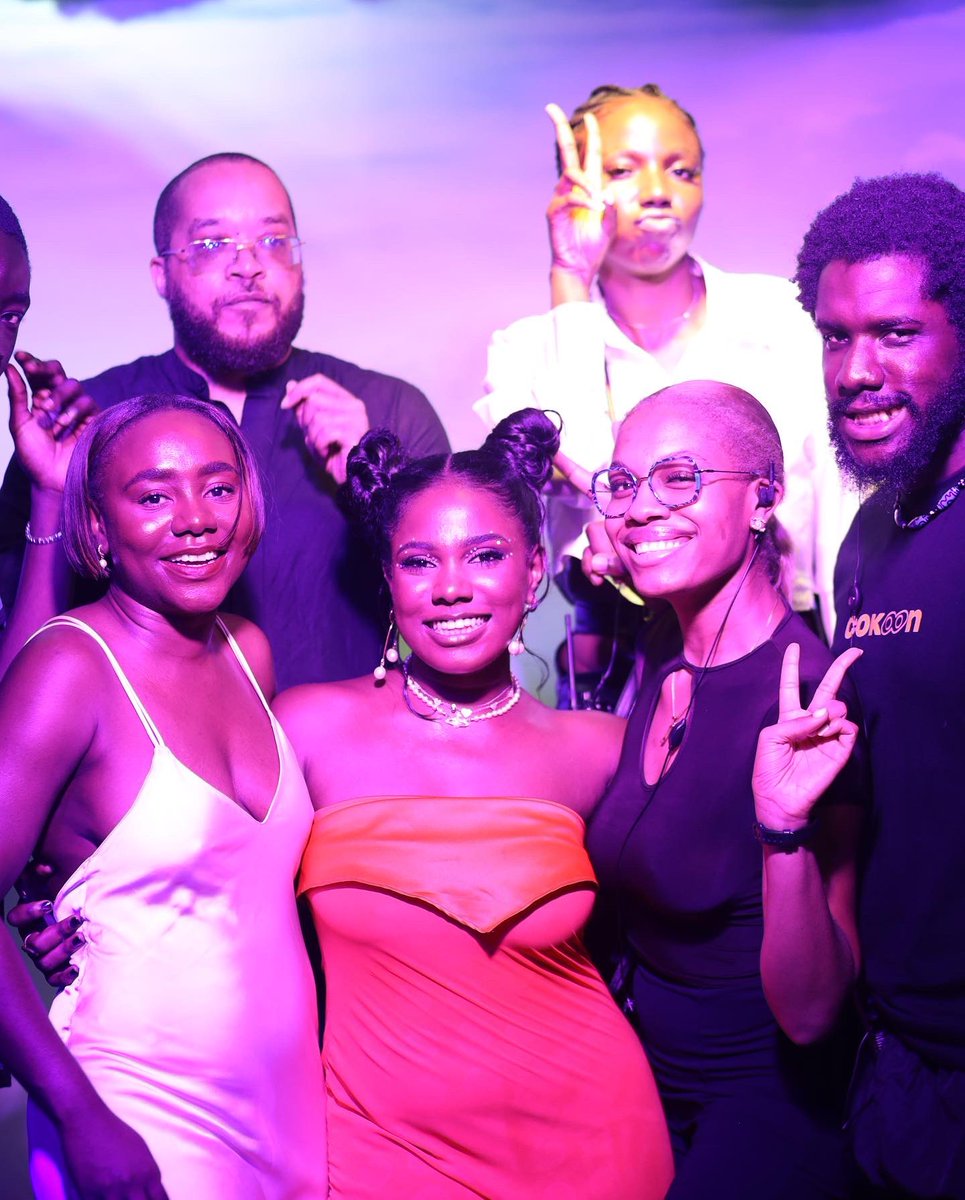 RUKMANISOFTIE's tweet image. I am super grateful for everyone who showed up to my listening party🫶🏾🥰

Now that the project is out, I hope y’all are enjoying it👼

Keep streaming #AOTR on all platforms 

#rukmaniaotr #rukmanisoftie #softiefc