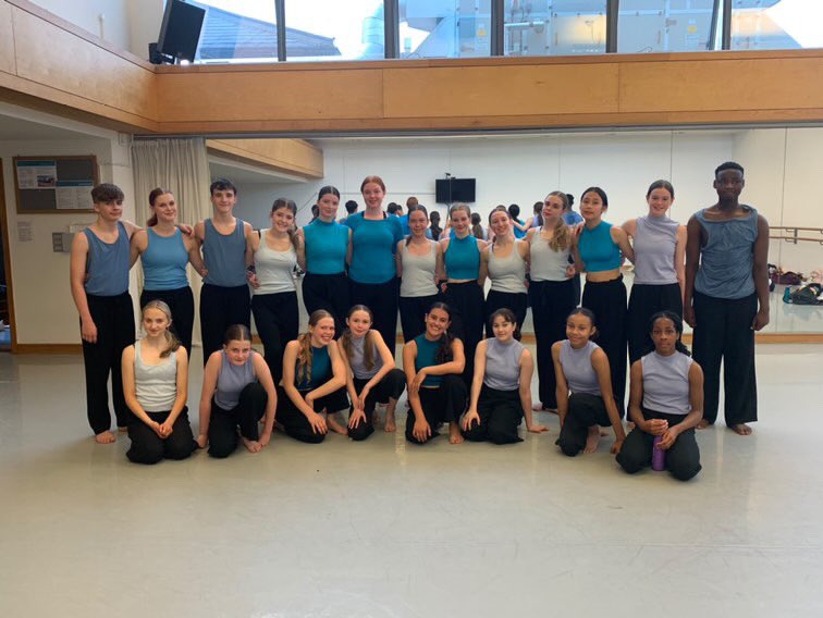 We’re @NorthernSchool #Leeds tonight…

Wishing luck and congratulations to the Young Dancers @CATNSCD performing tonight at the @RileyTheatre End of Year Show.

As part of a programme they will perform ‘⚫️RB’ created by Eliot Smith in collaboration with the young dancers.