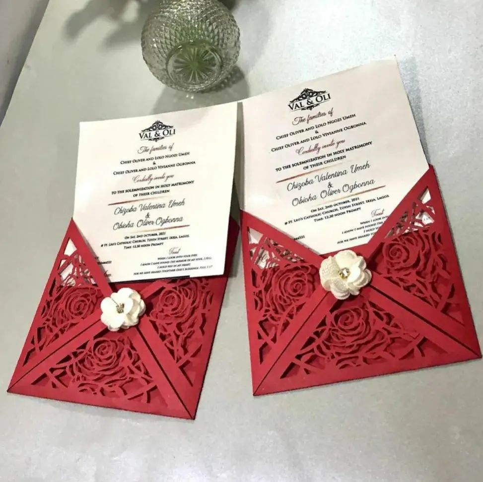 Wedding cards printing
#wedding #printing #weddingcard
#weddingsouvenir #souvenirideas