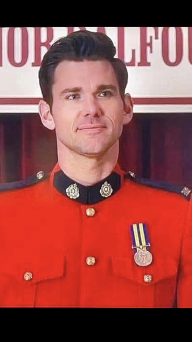 A very Handsome and Proud Nathan Grant ❤️ No other words needed 🌟Brave & Loving 🌟#McGarries @hallmarkchannel @kevin_mcGarry @SuspendersU #WCTH #Hearties