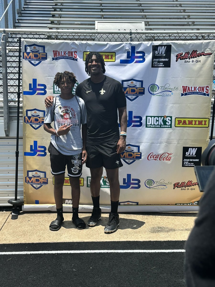 Had a great time at the #dreamforever  got to meet Jamison Winston i gained a lot of knowledge camp and how to be a leader and got some work from it. thank you @MDFNATION / Jamison Winston