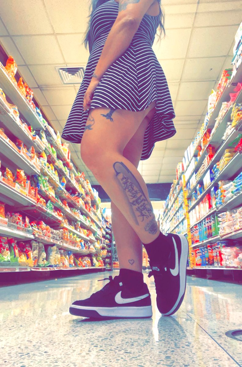 SueHappy3's tweet photo. Groceriesβ¦ π«Άπ»π
π: Nike Sb adversary! π¦π€π½
#simplesue #sneakersue #inkedmom #wearyourkicks #kotd #sneakerhead #sneakeradmirals #sneakergrandma https://t.co/4y19w7JkdV