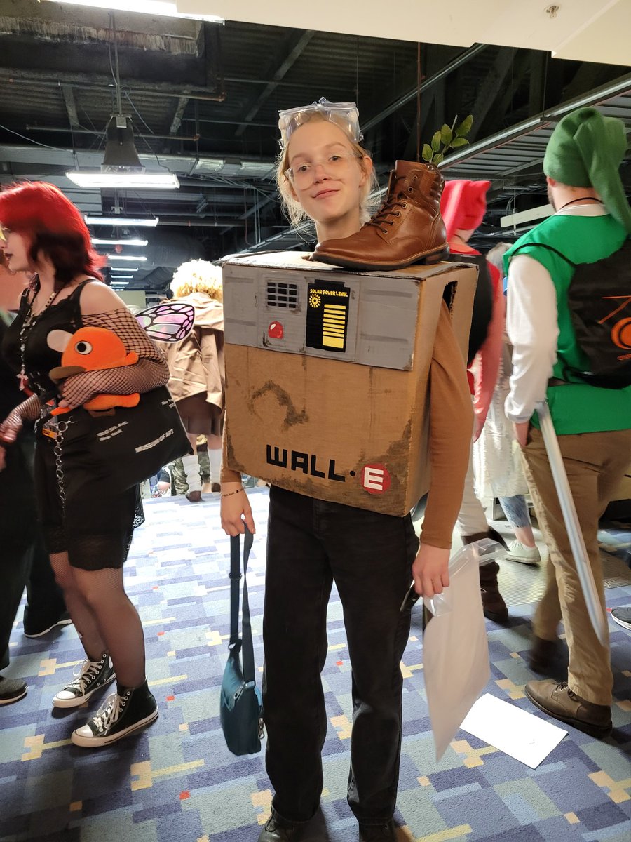 EarperFoodie's tweet image. My favorite cosplay at #awesomecon2023?

THIS ONE. 😊