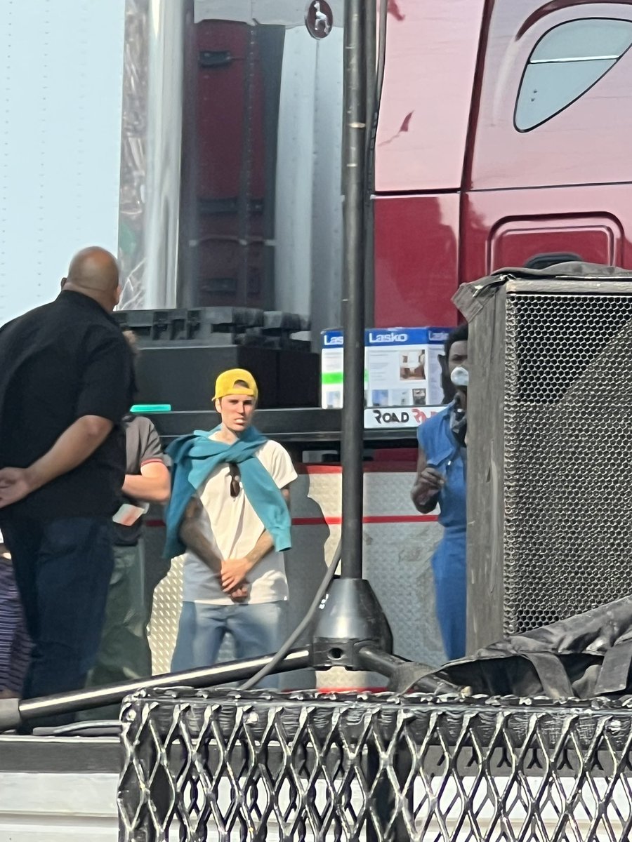 Justin Bieber News on Twitter "Photos of Justin Bieber at Boygenius’s