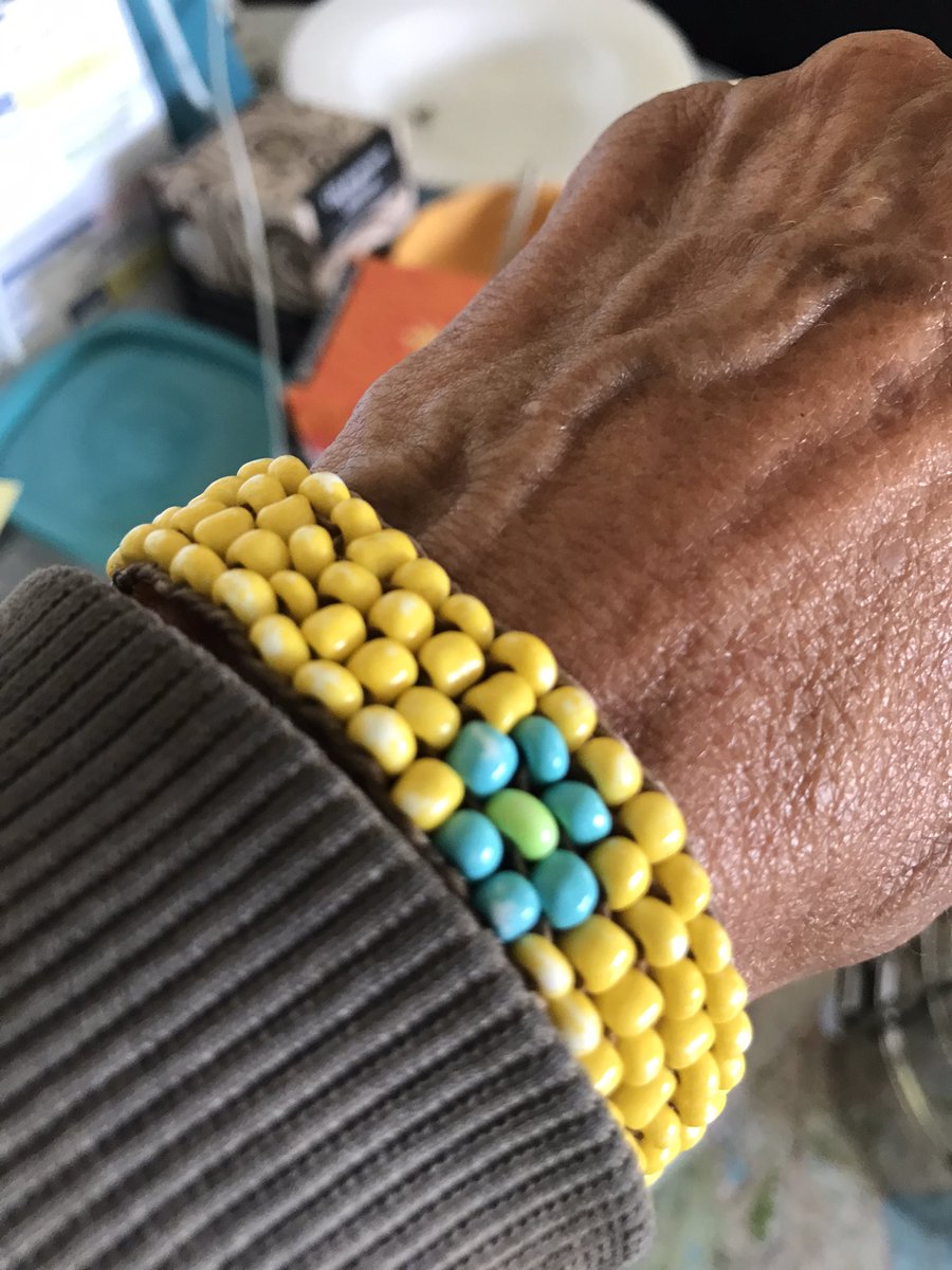 NJinPtR's tweet image. Native California wildflowers Farewell to Spring.

My new bracelet hand woven by the Indigenous renowned California basketweaver Lucy Parker.

Her mom #JuliaParker demonstrated traditional basketweaving in Yosemite Valley for 30 years. 🙏🇺🇦🇺🇦🇺🇦🌻