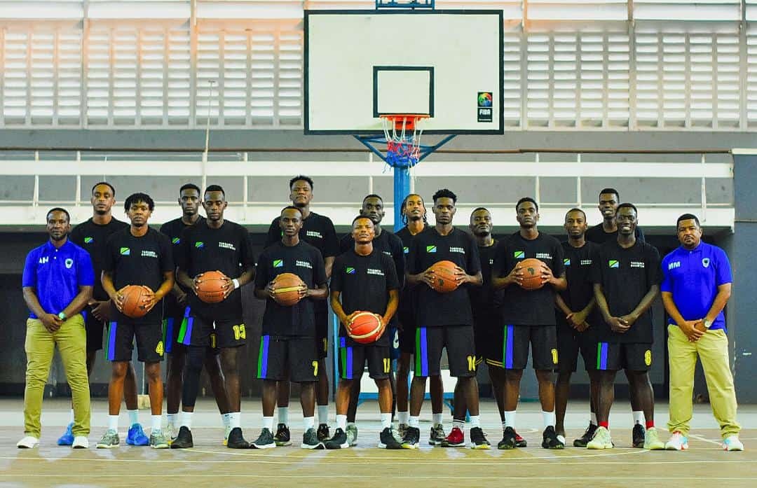 mkosa07's tweet photo. Tuko na win moja mkononi kesho tena inshaallah tupo national indoor stadium(Taifa) against Burundi pull up muda saa moja jioni karibu sana lets support Tanzanite @IamNchaKALIH @MwanaFA @Wakazi @thisisjo_ @rollymsouth @Chiimpanzeee @Allan_Lucky @Nahreel https://t.co/JtJQTIaxwY