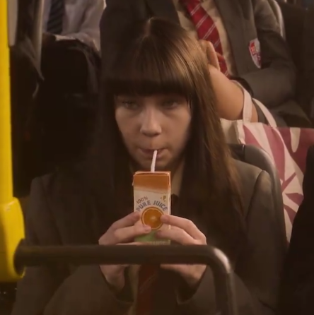 ➤ tori spring in the opening sequence of heartstopper season two (2) episode one (1) !!!