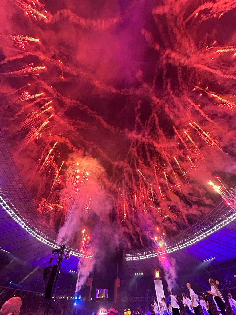 SO_NL's tweet photo. De eed is uitgesproken, de vlag gehesen en de vlam ontstoken! Wat een spektakel. Iedereen heeft genoten van de openingsceremonie! We are ready! 

#SOTeamNL2023 #Berlin2023 #BeaFAN https://t.co/BAdwFLgHPu