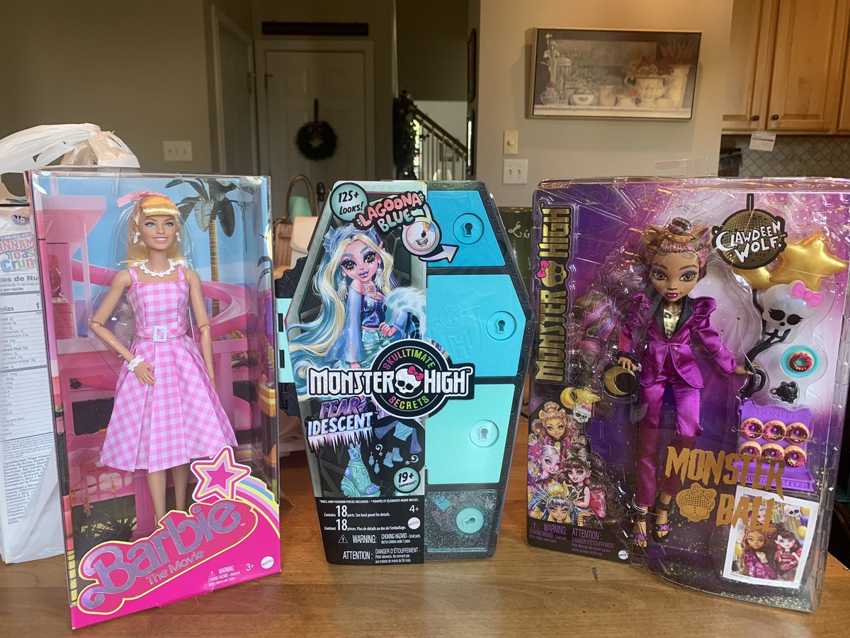 t4tdeer's tweet photo. haul https://t.co/tfjMo31gCI